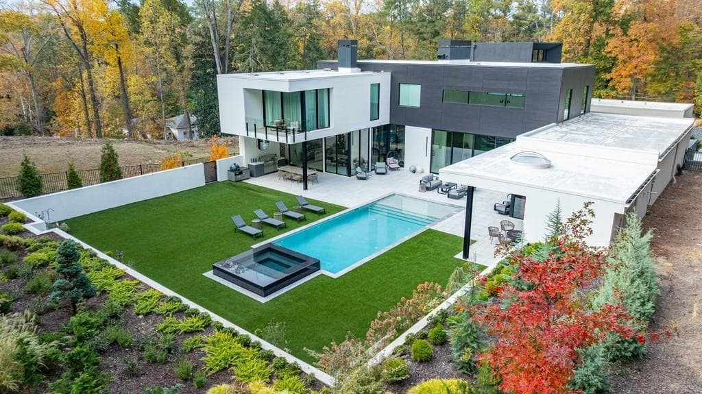 5 bedroom, 8 bathroom, 14,019 sq ft single family residence for sale at 380 W Wesley Road, Atlanta, GA 30305 — photo 3