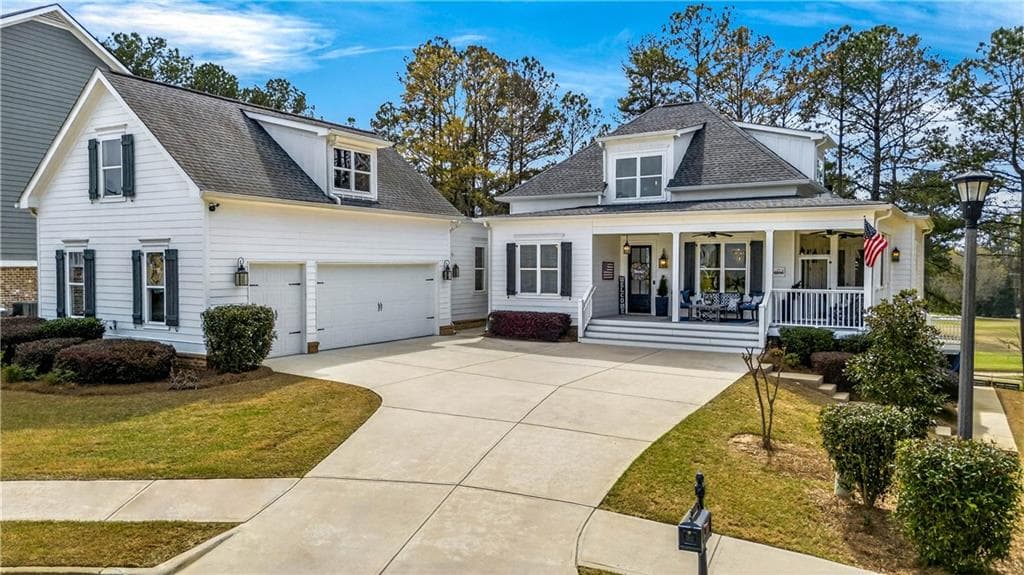 6 bedroom, 5 bathroom, 4,730 sq ft single family residence sold at 1109 Clubview Court, Monroe, GA 30655