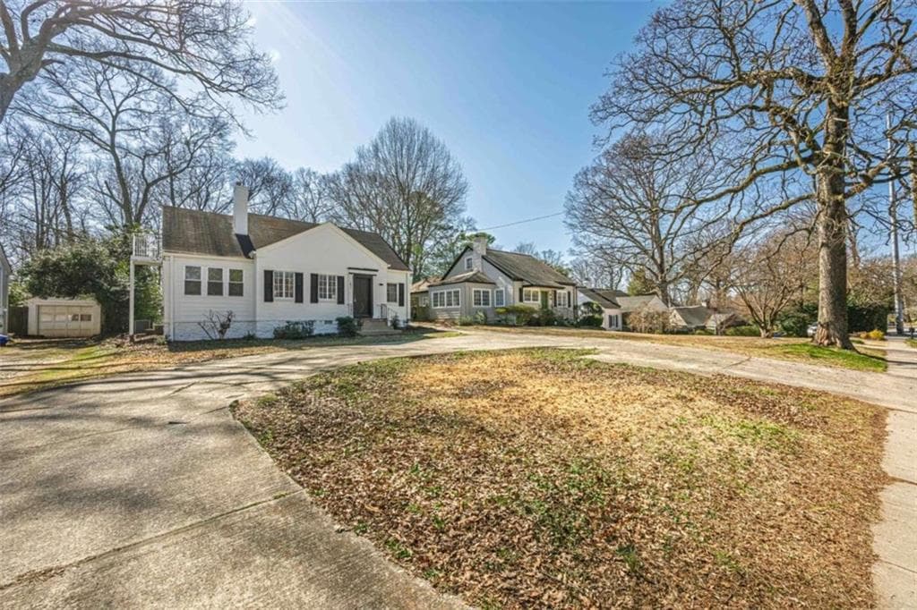 3 bedroom, 2 bathroom, 1,732 sq ft single family residence for rent at 1977 N Decatur Road, Atlanta, GA 30307 for $2,695 a month — photo 5