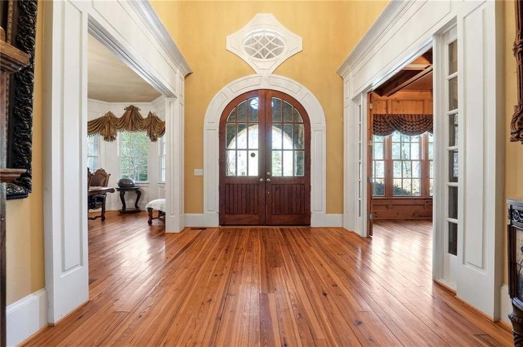 5 bedroom, 7 bathroom, 9,200 sq ft single family residence under contract at 983 Little Darby Lane, Suwanee, GA 30024 — photo 3