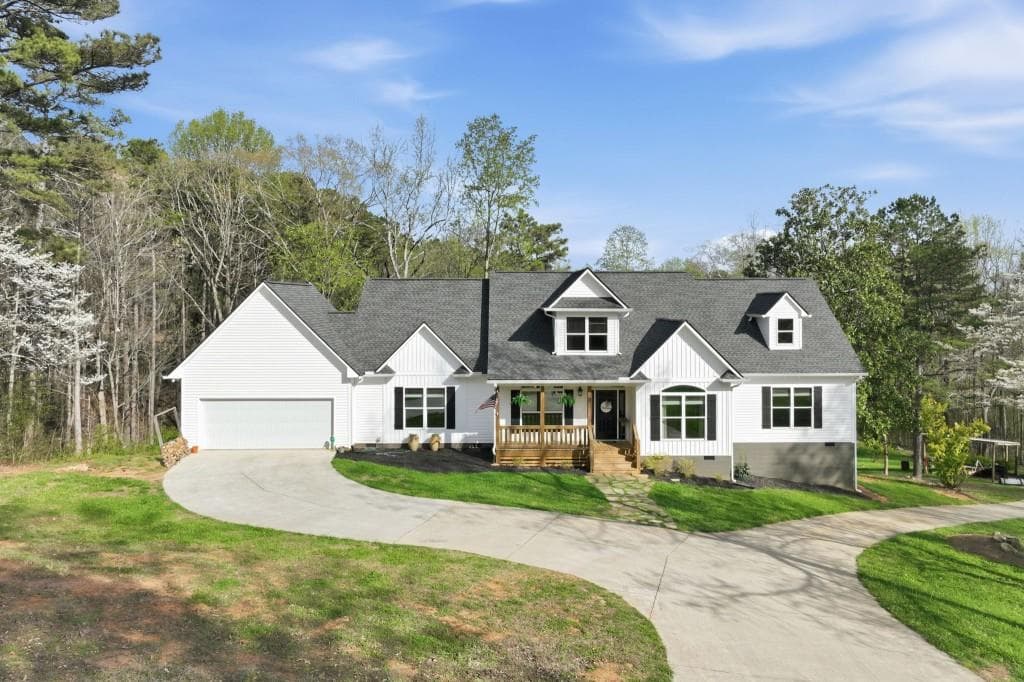 4 bedroom, 3 bathroom, 2,875 sq ft single family residence under contract at 31 Haygood Circle, Dawsonville, GA 30534 — photo 5