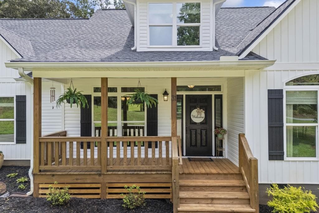 4 bedroom, 3 bathroom, 2,875 sq ft single family residence under contract at 31 Haygood Circle, Dawsonville, GA 30534 — photo 9