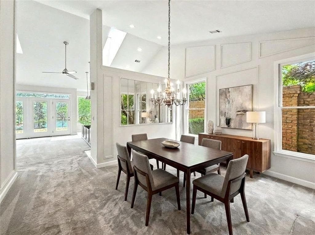 3 bedroom, 2 bathroom, 2,341 sq ft townhouse under contract at 29 Lake Villa Drive, Roswell, GA 30076 — photo 10