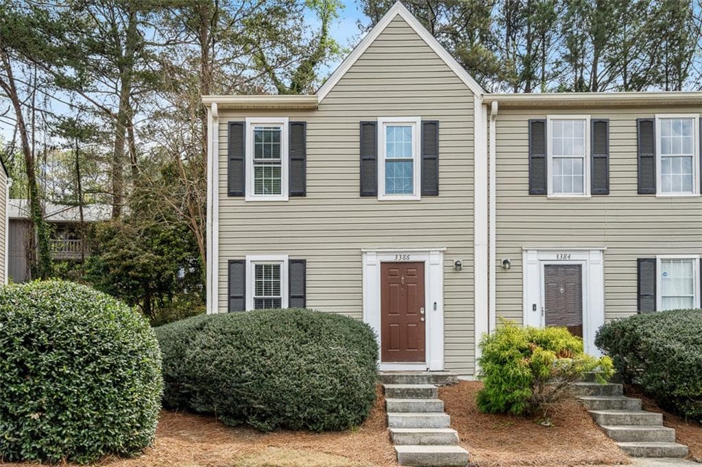 2 bedroom, 3 bathroom, 1,152 sq ft townhouse sold at 3386 Bayshore Drive, Atlanta, GA 30340