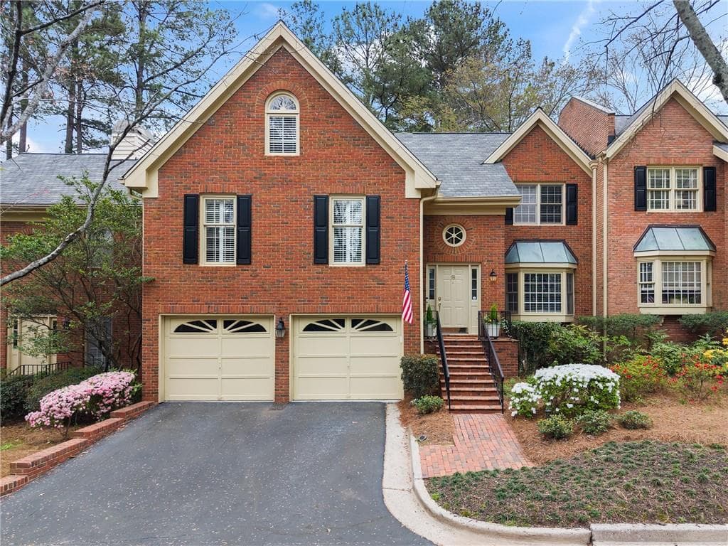 16 Ivy Chase, Atlanta, GA 30342 — most recent listing photo