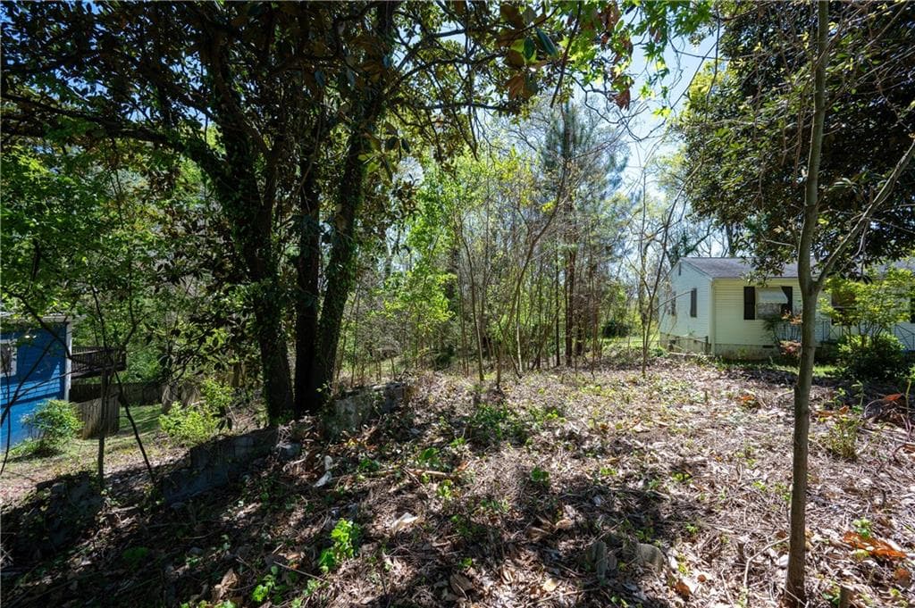 single family residence for sale at 1676 Abner Court, Atlanta, GA 30318 — photo 5