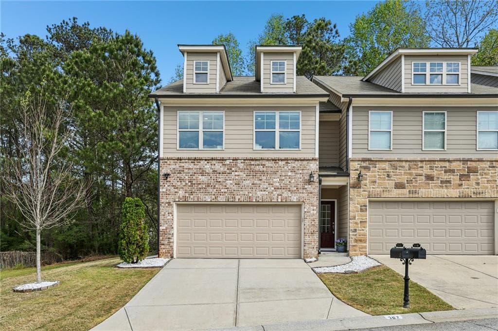 3 bedroom, 3 bathroom, 1,952 sq ft townhouse sold at 362 Mulberry Row, Atlanta, GA 30354