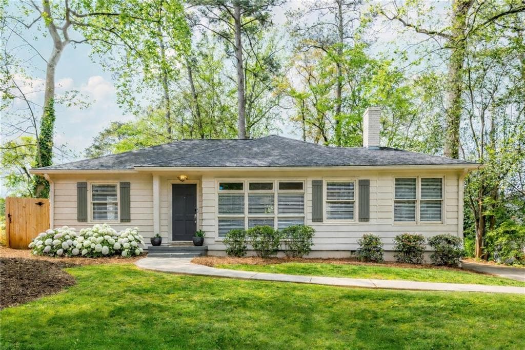 960 Lindridge Drive, Atlanta, GA 30324 — most recent listing photo