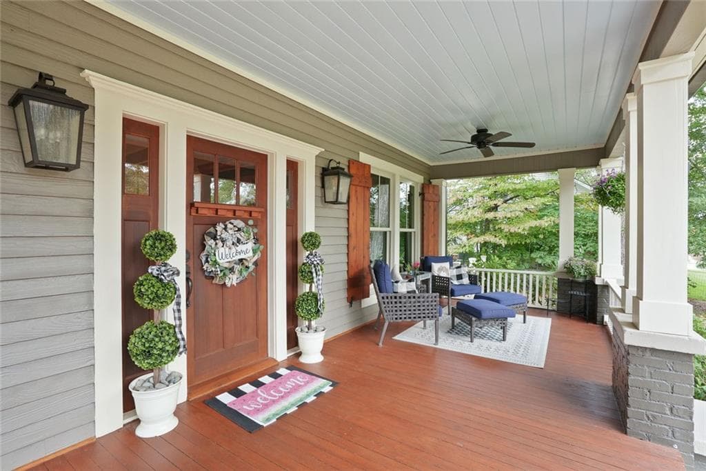 5 bedroom, 5 bathroom, 3,978 sq ft single family residence under contract at 745 Washington Street, Clarkesville, GA 30523 — photo 6