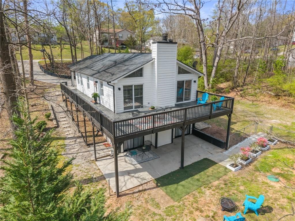 5 bedroom, 3 bathroom, 2,080 sq ft single family residence sold at 2957 Maverick Trail, Gainesville, GA 30507