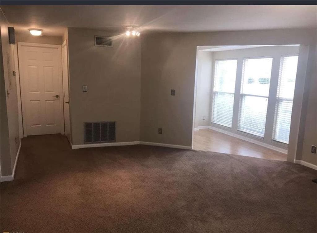 2 bedroom, 2 bathroom, 1,248 sq ft condominium for sale at 4241 Parkview Court, Stone Mountain, GA 30083 — photo 8