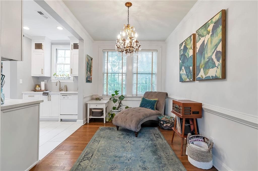 2 bedroom, 1 bathroom, 1,151 sq ft condominium for sale at 2214 Peachtree Road A5, Atlanta, GA 30309 — photo 6