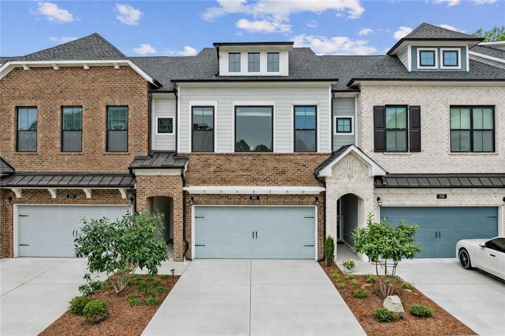 240 Walker Avenue, Roswell, GA 30076 — most recent listing photo