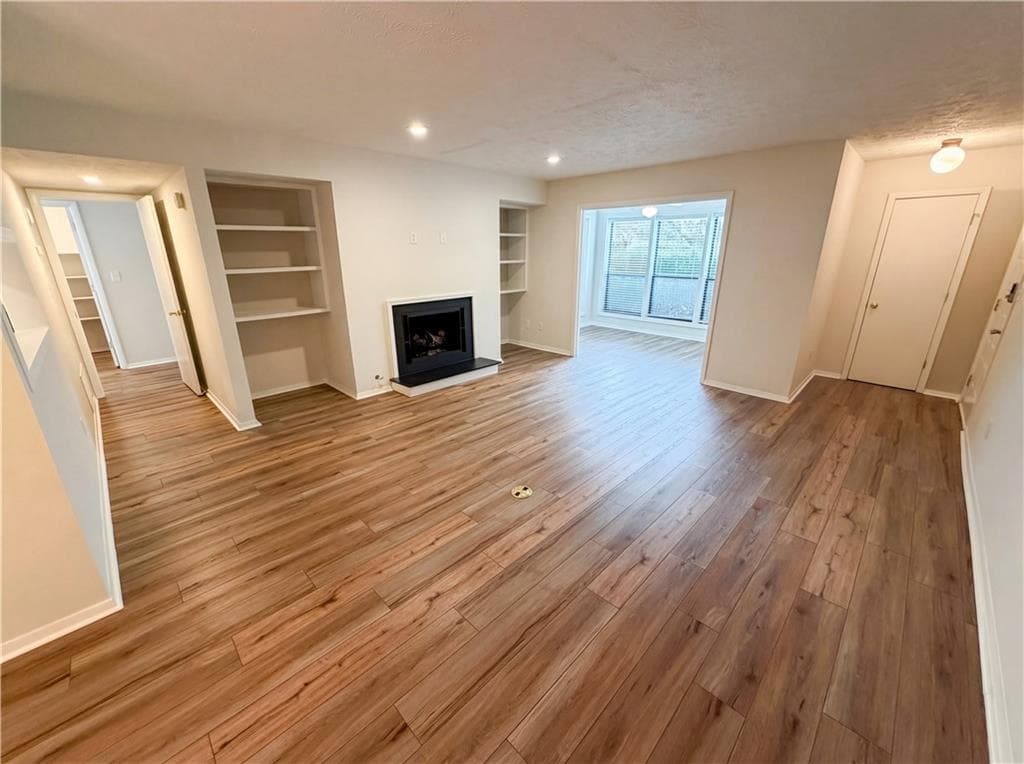 1 bedroom, 1 bathroom, 1,002 sq ft condominium for sale at 1013 Dunbar Drive, Atlanta, GA 30338 — photo 3