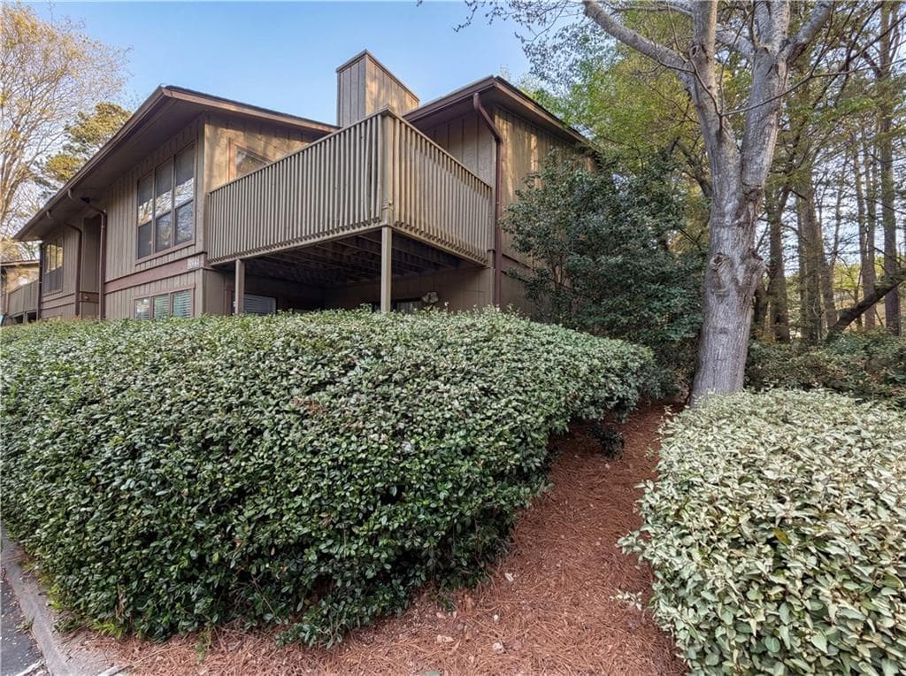1 bedroom, 1 bathroom, 1,002 sq ft condominium for sale at 1013 Dunbar Drive, Atlanta, GA 30338 — photo 5