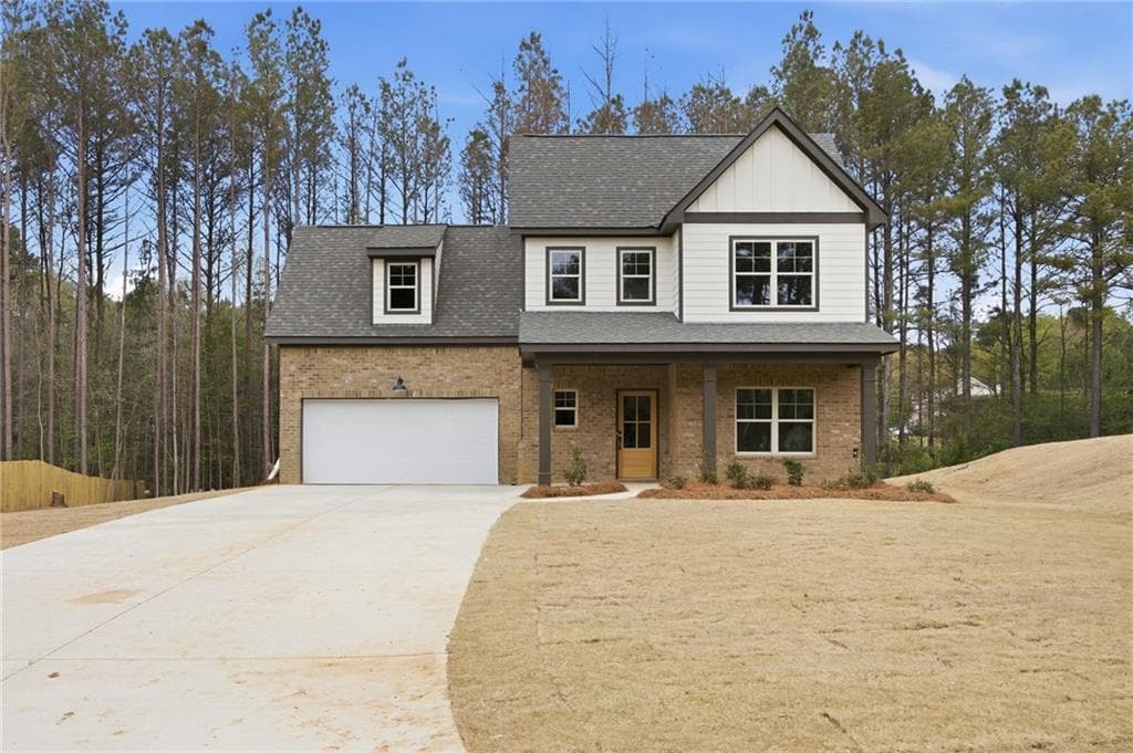 4 bedroom, 3 bathroom, 2,329 sq ft single family residence under contract at 354 Gainesborough Drive, Dallas, GA 30157 — photo 2