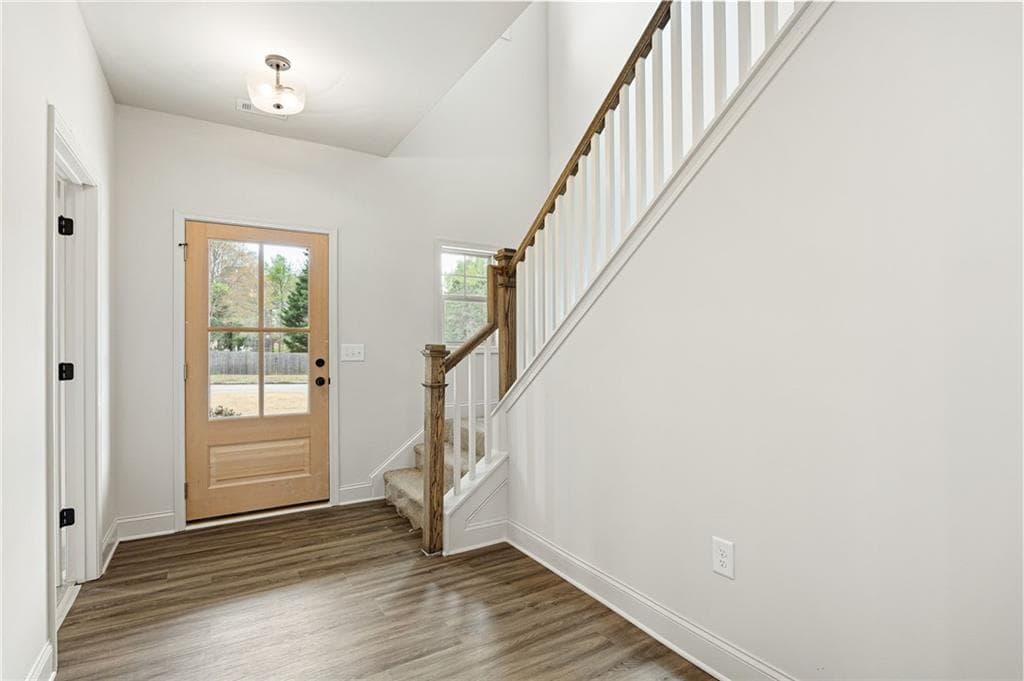 4 bedroom, 3 bathroom, 2,329 sq ft single family residence under contract at 354 Gainesborough Drive, Dallas, GA 30157 — photo 4