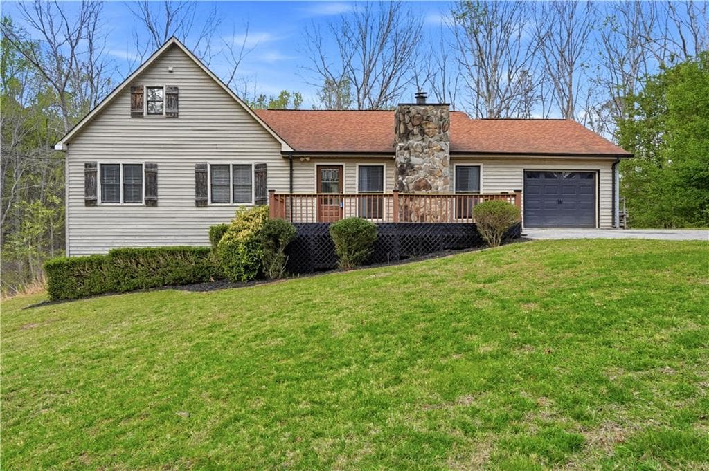 4 bedroom, 3 bathroom, 2,856 sq ft home for sale at 201 Arrow Wood Drive, Waleska, GA