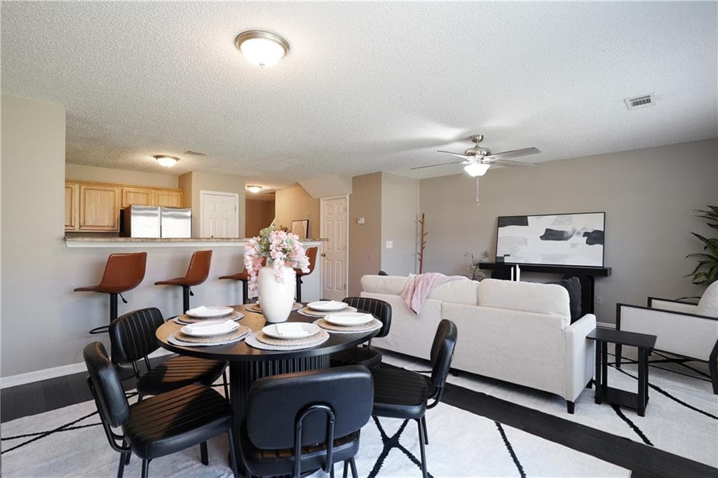 4 bedroom, 3 bathroom, 1,836 sq ft townhouse under contract at 5338 Creekview Lane, Morrow, GA 30260 — photo 10