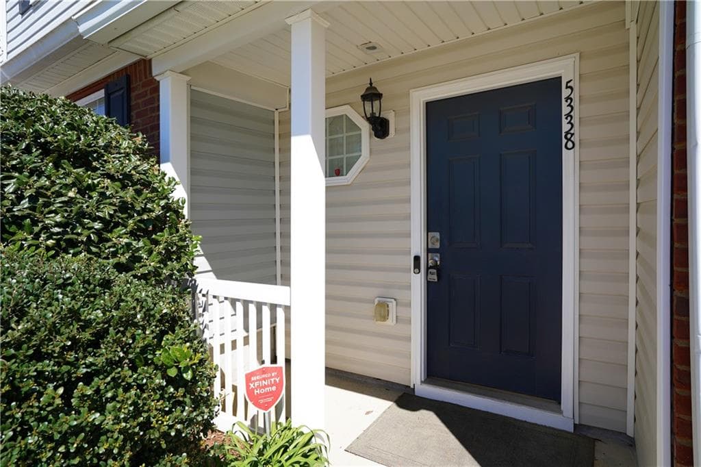 4 bedroom, 3 bathroom, 1,836 sq ft townhouse under contract at 5338 Creekview Lane, Morrow, GA 30260 — photo 4