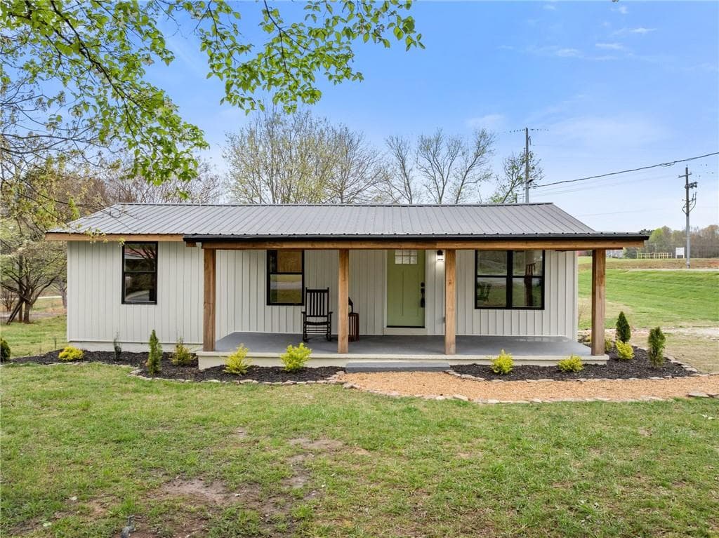 401 Wilbanks Street, Baldwin, GA 30511 — most recent listing photo