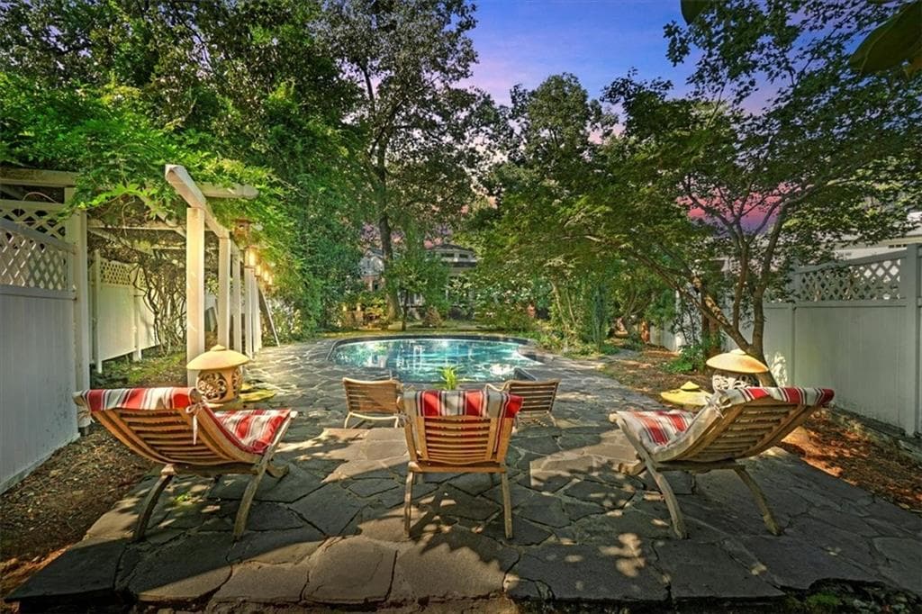 3061 Peachtree Drive, Atlanta, GA 30305 — most recent listing photo