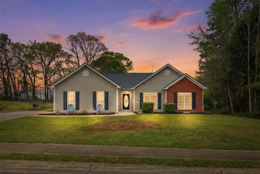 3 bedroom, 2 bathroom, 1,678 sq ft single family residence sold at 433 Spratlin Drive, Jefferson, GA 30549