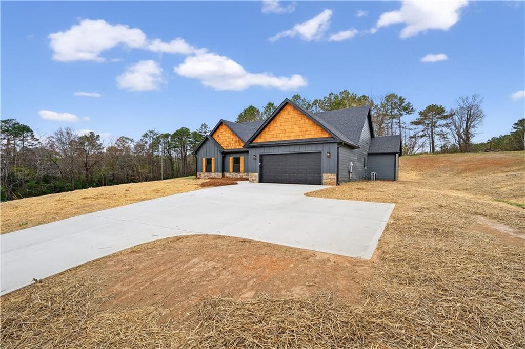 37 Ellie Way, Ellijay, GA 30536 — most recent listing photo