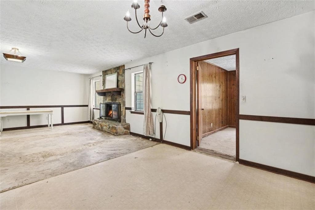 3 bedroom, 2 bathroom, 1,576 sq ft single family residence for sale at 120 Carriage Circle, Stockbridge, GA 30281 — photo 8