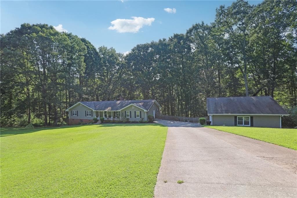 3284 Creekside Drive, Conyers, GA 30094 — most recent listing photo