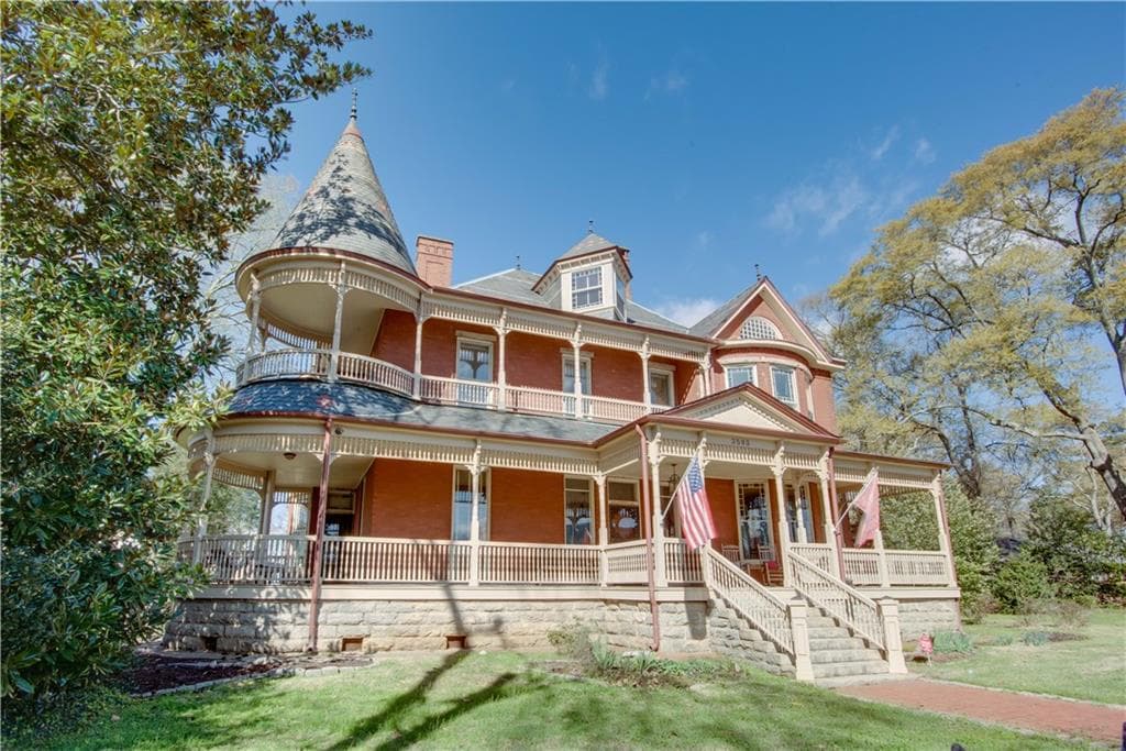 6 bedroom, 4 bathroom, 6,341 sq ft single family residence for sale at 3593 Hemphill Street, College Park, GA 30337 — photo 4