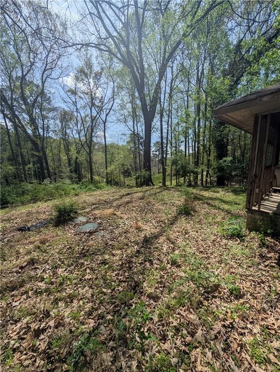 2 bedroom, 1 bathroom, 884 sq ft single family residence for sale at 2206 Mack Drive, Atlanta, GA 30318 — photo 3
