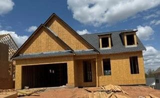 2 bedroom, 4 bathroom, 1,807 sq ft single family residence under contract at 104 Live Oak Lane, Carrollton, GA 30117