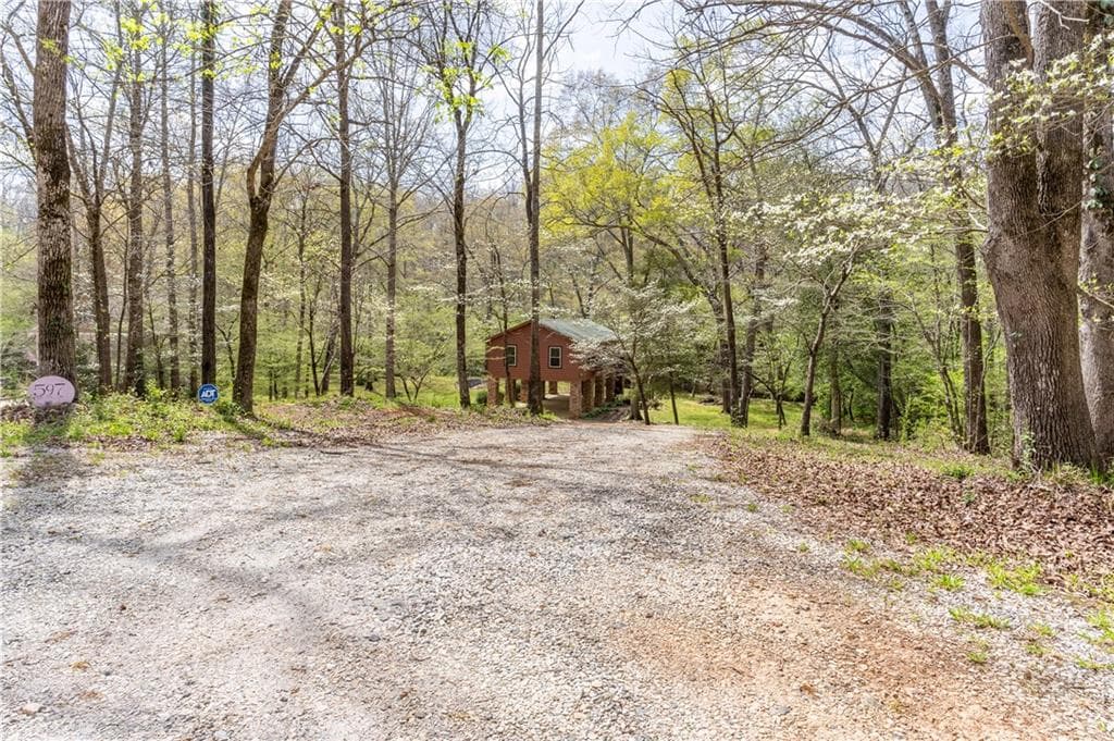 2 bedroom, 1 bathroom, 864 sq ft single family residence for sale at 597 Meadow Brook Lane, Royston, GA 30662