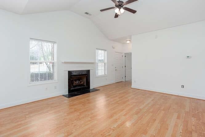 2 bedroom, 2 bathroom, 1,500 sq ft condominium for sale at 3402 Raes Creek Road 27, Marietta, GA 30008 — photo 10