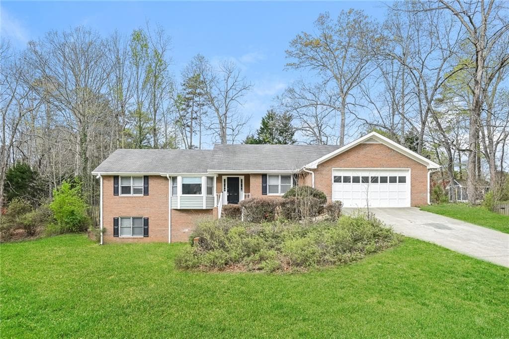 902 Hickory Nut Lane, Lawrenceville, GA 30043 — most recent listing photo