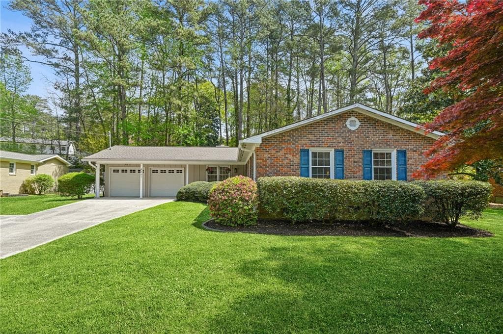 3 bedroom, 2 bathroom, 1,569 sq ft single family residence sold at 4361 Old Georgetown Trail, Atlanta, GA 30338