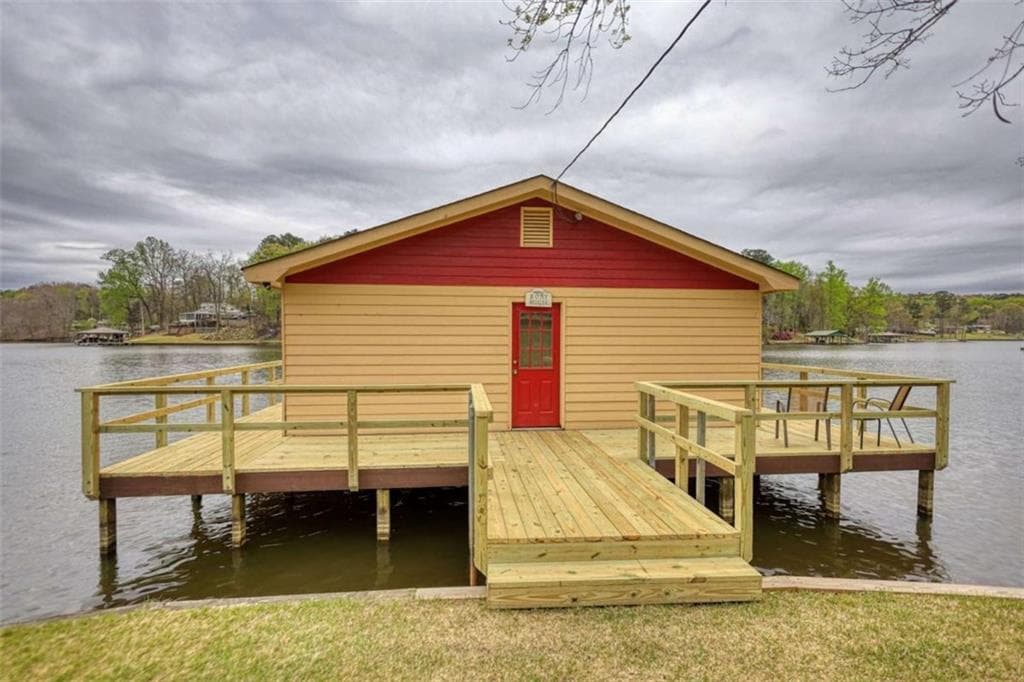 4 bedroom, 3 bathroom, 2,060 sq ft single family residence for sale at 1665 County Line Ext, Mansfield, GA 30055 — photo 10