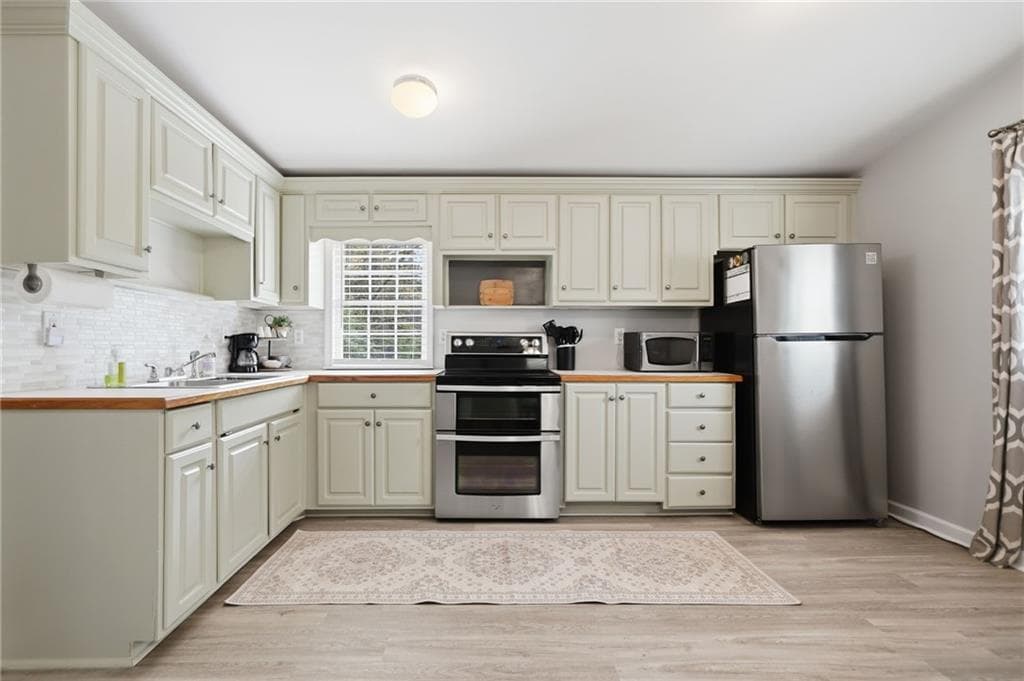 1 bedroom, 1 bathroom single family residence for rent at 1817 Hardman Lane, Woodstock, GA 30188 for $2,100 a month — photo 8