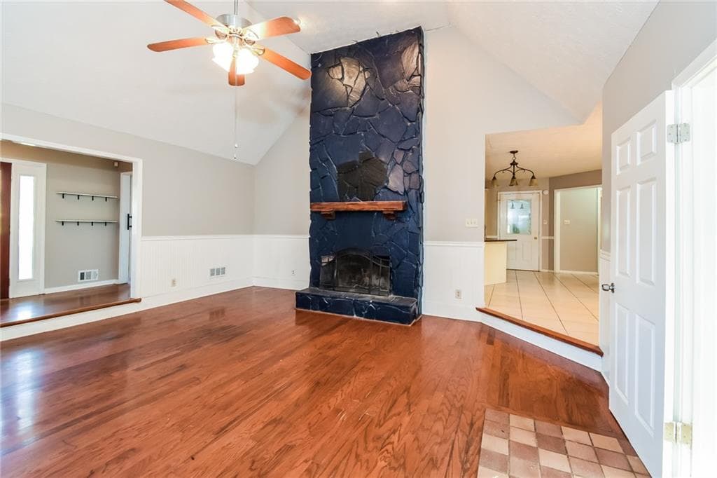 4 bedroom, 2 bathroom, 2,422 sq ft single family residence under contract at 3305 Kelly Glen Court, Dacula, GA 30019 — photo 8