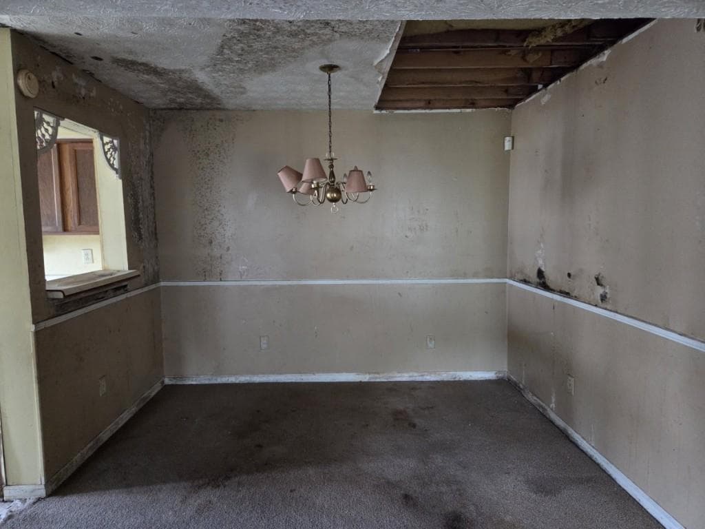 2 bedroom, 2 bathroom, 1,238 sq ft condominium for sale at 9460 Cypress Lane, Jonesboro, GA 30238 — photo 4