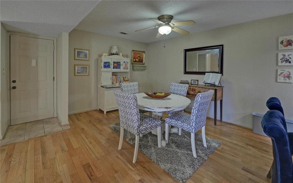 3 bedroom, 2 bathroom, 1,548 sq ft condominium for sale at 605 Candler Street Bldg C Unit #3, Gainesville, GA 30501 — photo 5
