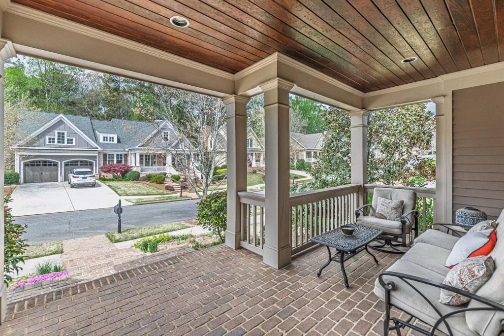4 bedroom, 4 bathroom, 3,840 sq ft single family residence for sale at 774 Barrett Village Lane, Marietta, GA 30064 — photo 4