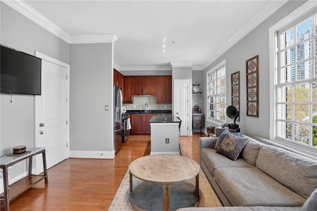 1 bedroom, 1 bathroom, 746 sq ft condominium for sale at 1055 Piedmont Avenue 406, Atlanta, GA 30309 — photo 9