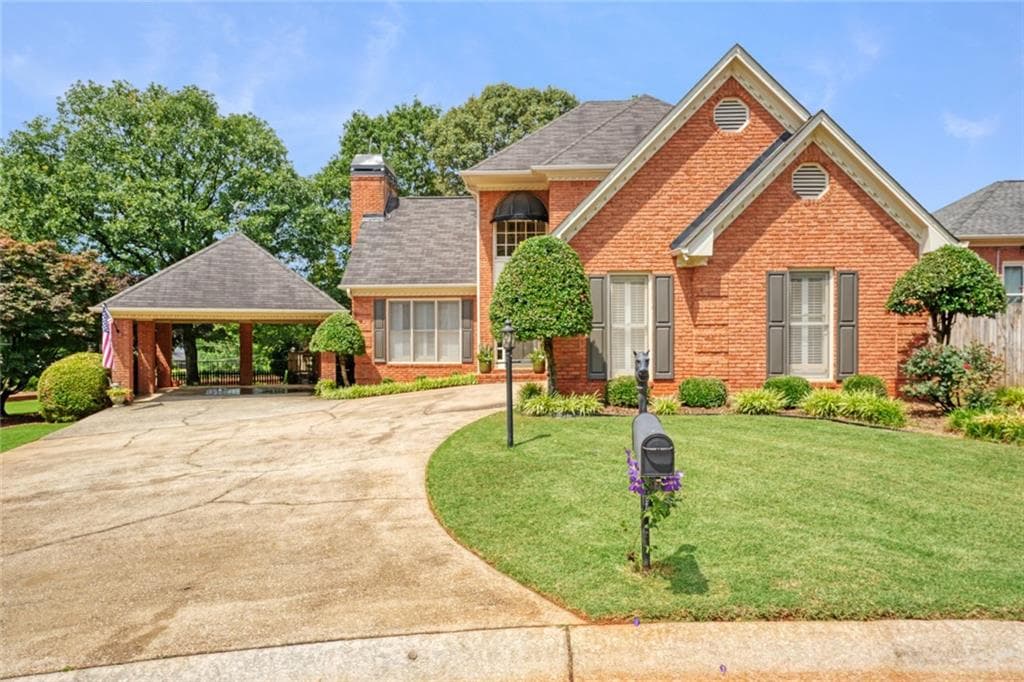 3 bedroom, 3 bathroom, 3,076 sq ft single family residence under contract at 155 Oakpark Court, Mcdonough, GA 30253 — photo 2