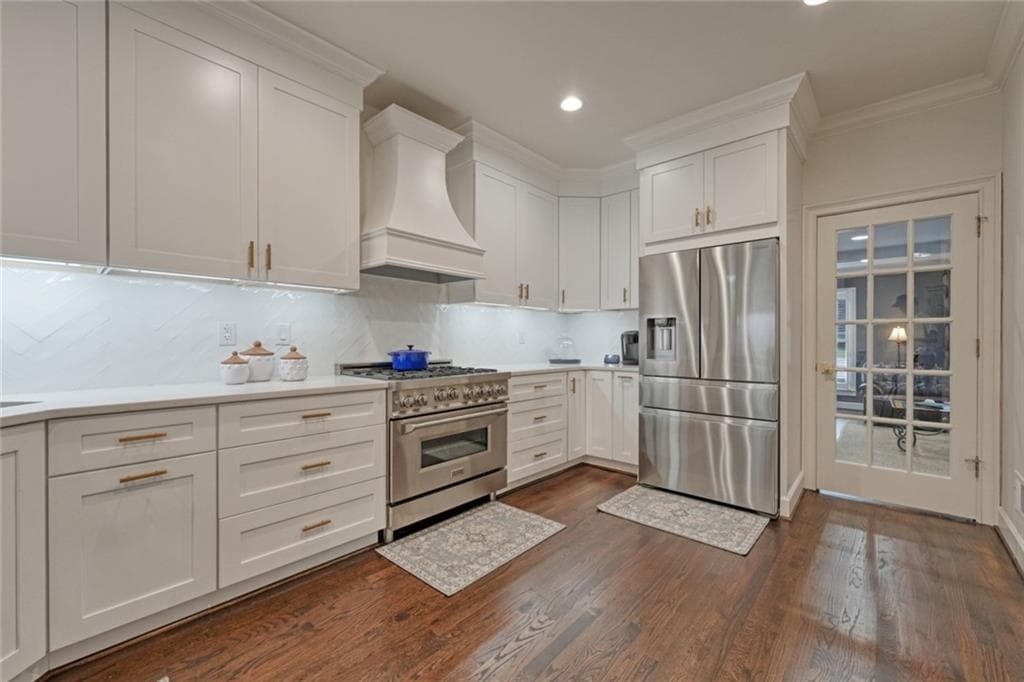 3 bedroom, 3 bathroom, 3,076 sq ft single family residence under contract at 155 Oakpark Court, Mcdonough, GA 30253 — photo 7