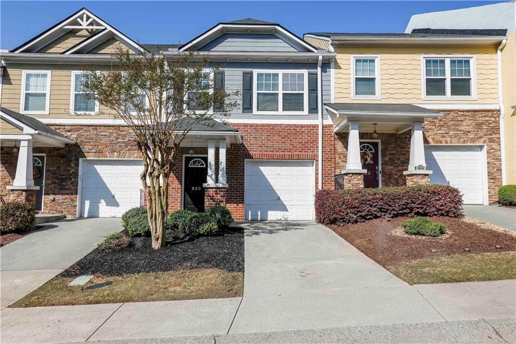 2 bedroom, 3 bathroom, 1,511 sq ft condominium for sale at 820 Tulip Poplar Way, Lawrenceville, GA 30044 — photo 1 of 32