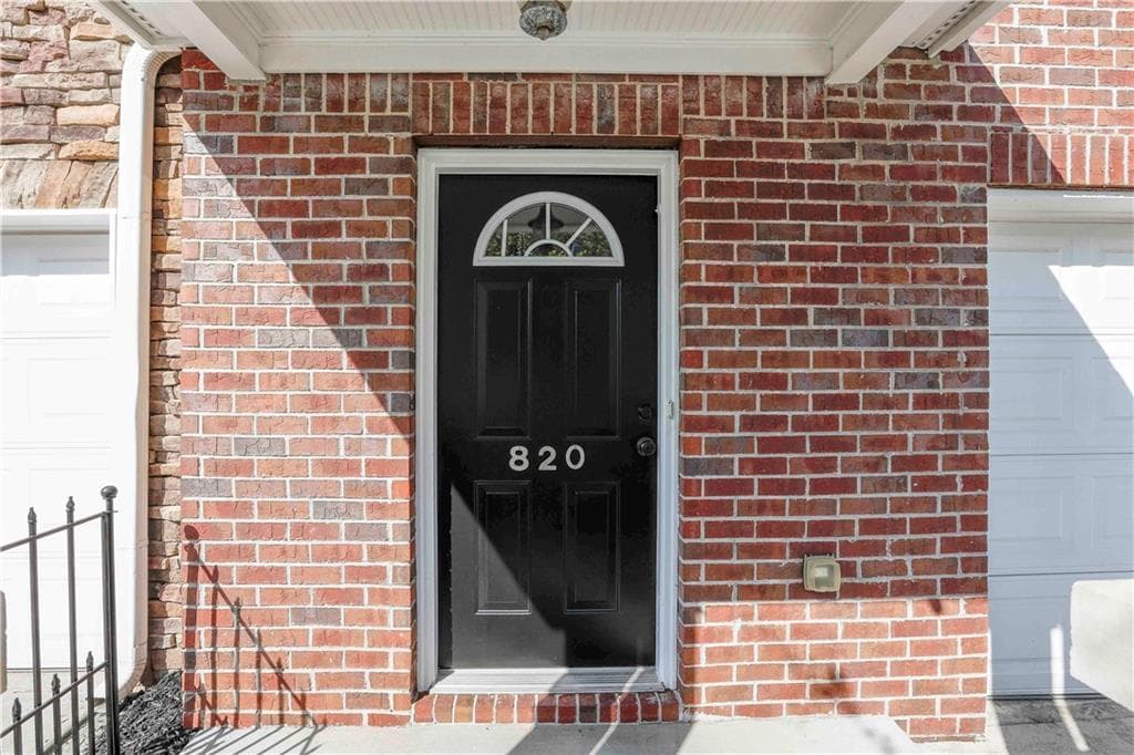 2 bedroom, 3 bathroom, 1,511 sq ft condominium for sale at 820 Tulip Poplar Way, Lawrenceville, GA 30044 — photo 4