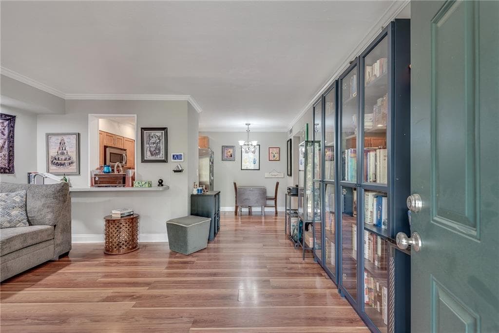 1 bedroom, 1 bathroom, 768 sq ft condominium for sale at 3083 Colonial Way M, Atlanta, GA 30341 — photo 2