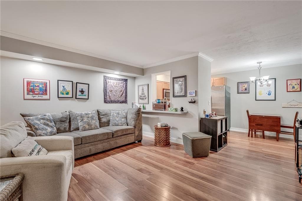 1 bedroom, 1 bathroom, 768 sq ft condominium for sale at 3083 Colonial Way M, Atlanta, GA 30341 — photo 3